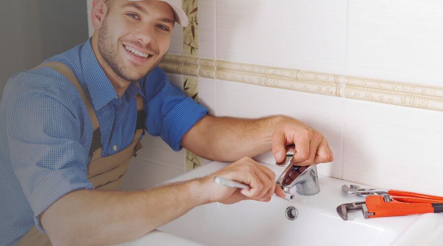 Handle or spout repair in Winston, NM